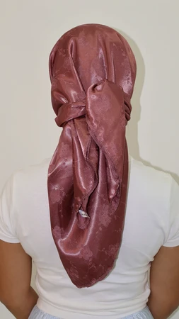 מטפחת מרובעת ז'קארד בורדו