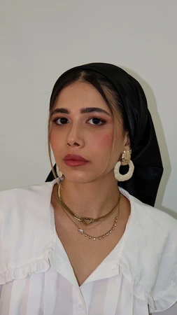 מטפחת מרובעת סטאן שחור