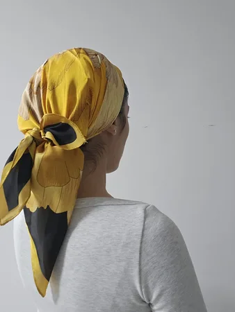 מטפחת מרובעת השמש החמה