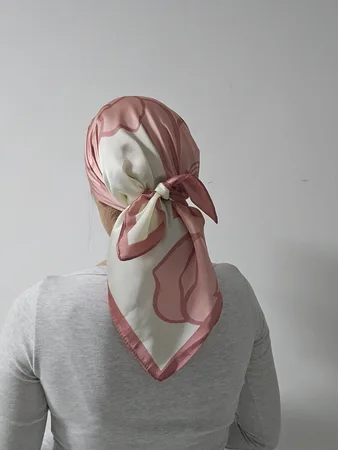 מטפחת מרובעת ורוד עתיק