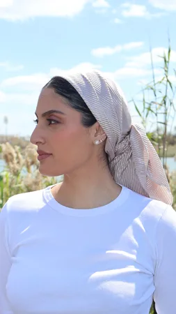 מטפחת מרובעת יסמין פליסה פודרה