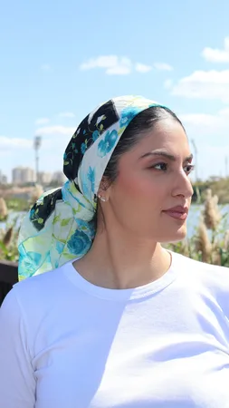 מטפחת מרובעת רננה שיפון