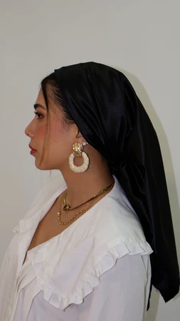 מטפחת לונג צר סטאן שחור