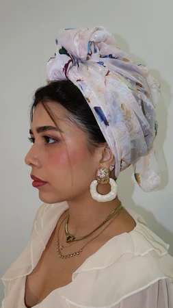 מטפחת לונג צר שיפון ורוד פרחוני